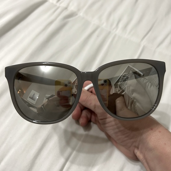 Ladies Ralph Lauren sunglasses - Picture 1 of 6